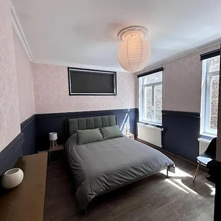 Ty Malo A Deux Pas De La *